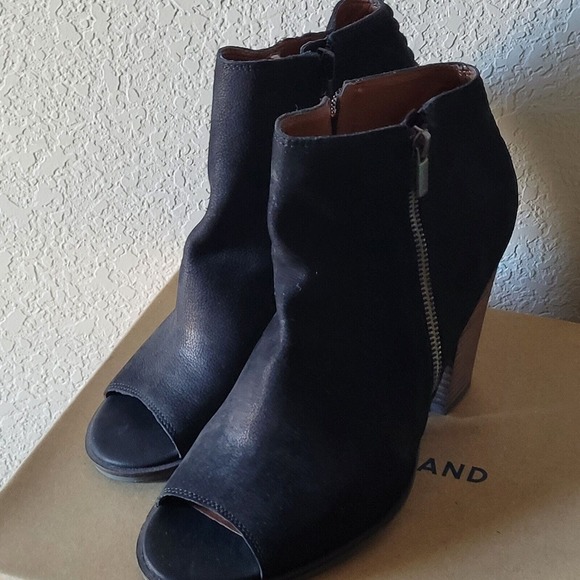 Lucky Brand LK Lamija Black Oiled Leather Double Zip Open Toe Heel Booties 10M - Picture 2 of 6